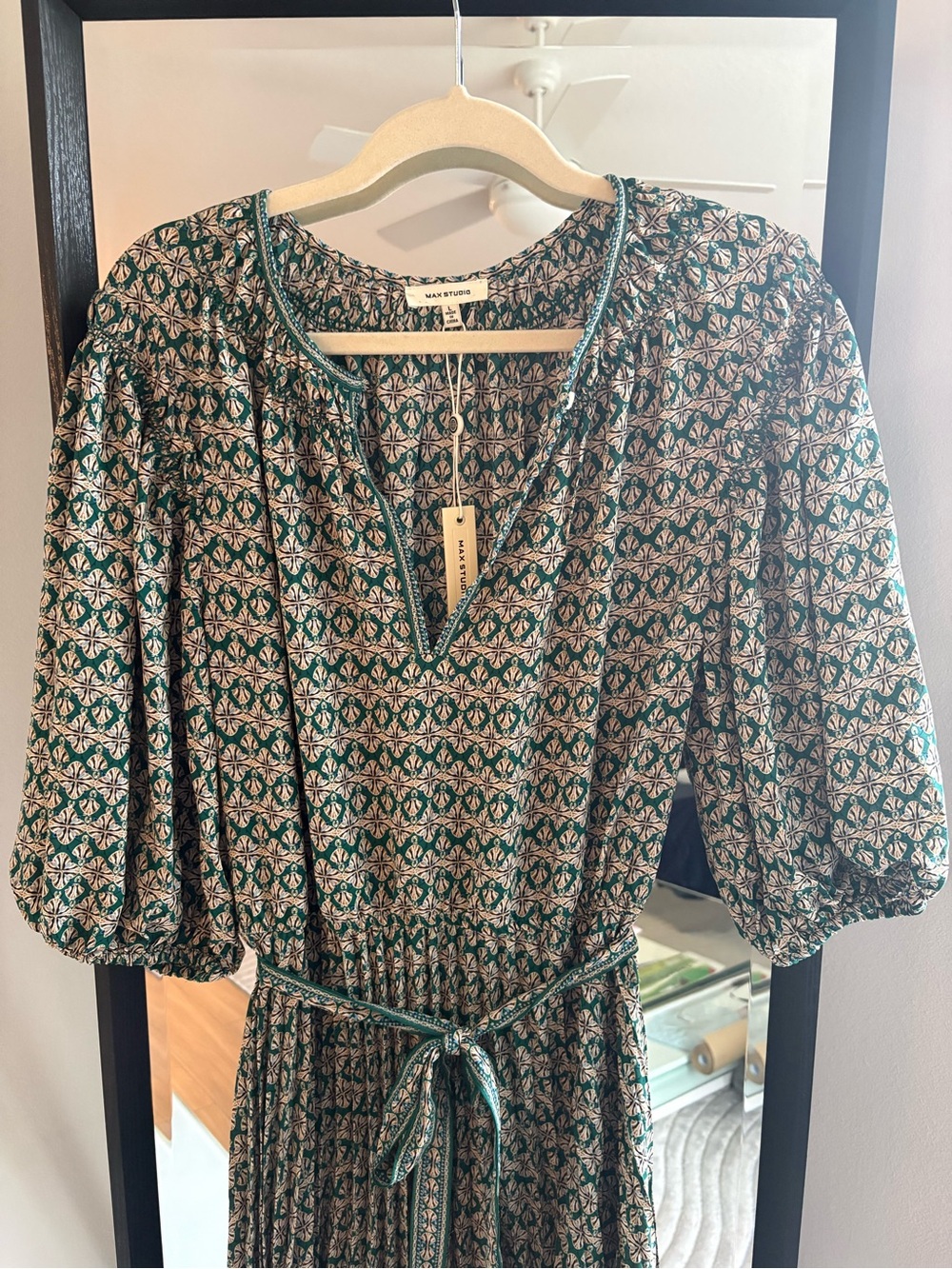 β¨ NWT Max Studio Boho Pleated Midi Dress | Tie Waist | Puff Sleeves | Size L β¨ - Picture 6 of 9